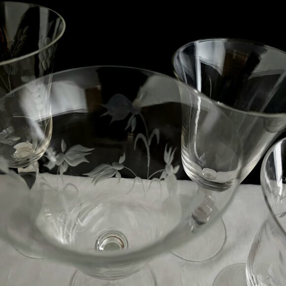 Mismatched Wine Glassware Collection set/4 vintage etched mixed cocktail glasses - Picture 7 of 10